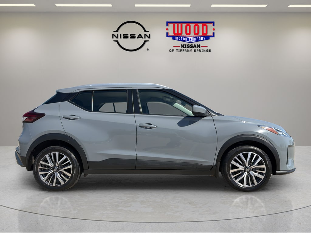 Certified 2021 Nissan Kicks SV with VIN 3N1CP5CV4ML553176 for sale in Kansas City
