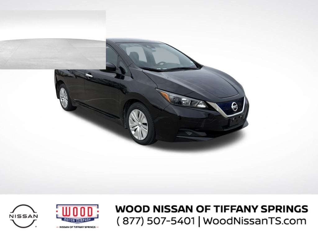 2022 Nissan LEAF S's photo