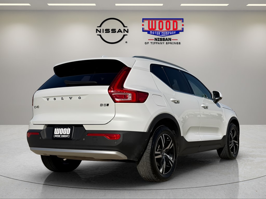 Used 2023 Volvo XC40 B5 AWD Plus Bright SUV