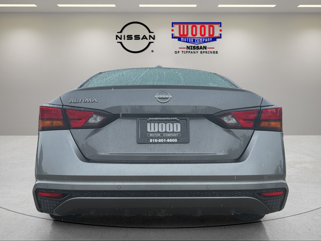 Used 2025 Nissan Altima SV Sedan