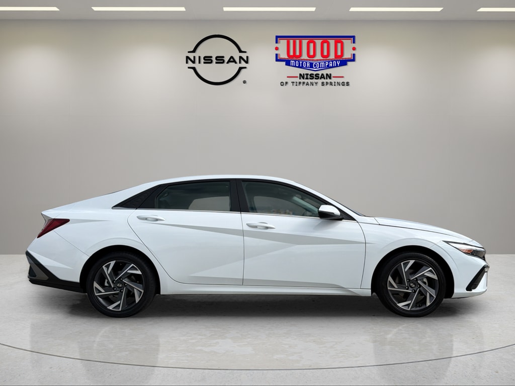 Used 2025 Hyundai Elantra Limited with VIN KMHLN4DJ3SU167601 for sale in Kansas City