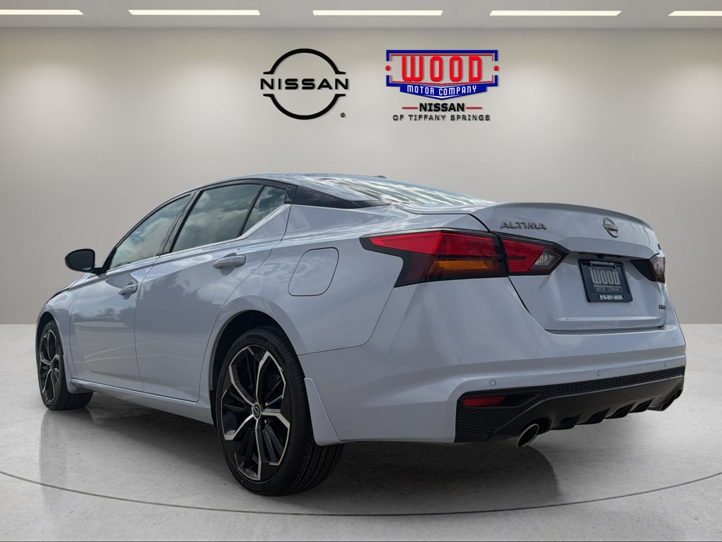 Certified 2025 Nissan Altima SR Sedan