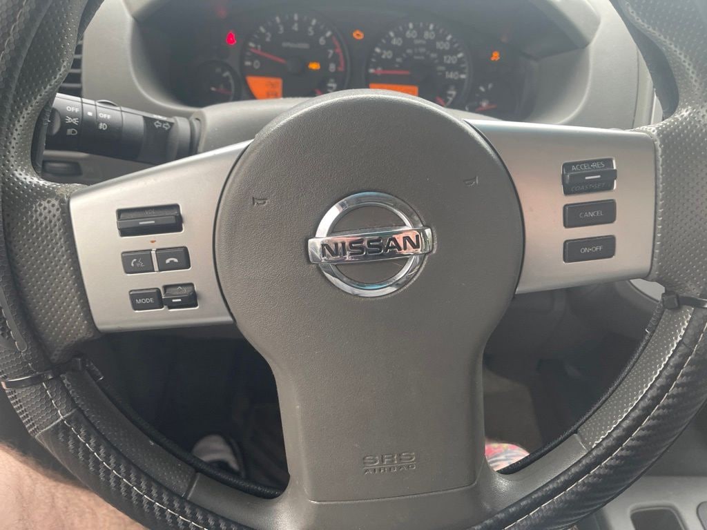 Used 2013 Nissan Frontier SV Truck Crew Cab