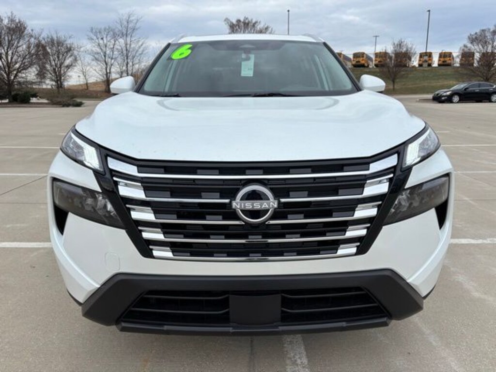 New 2026 Nissan Rogue SV SUV