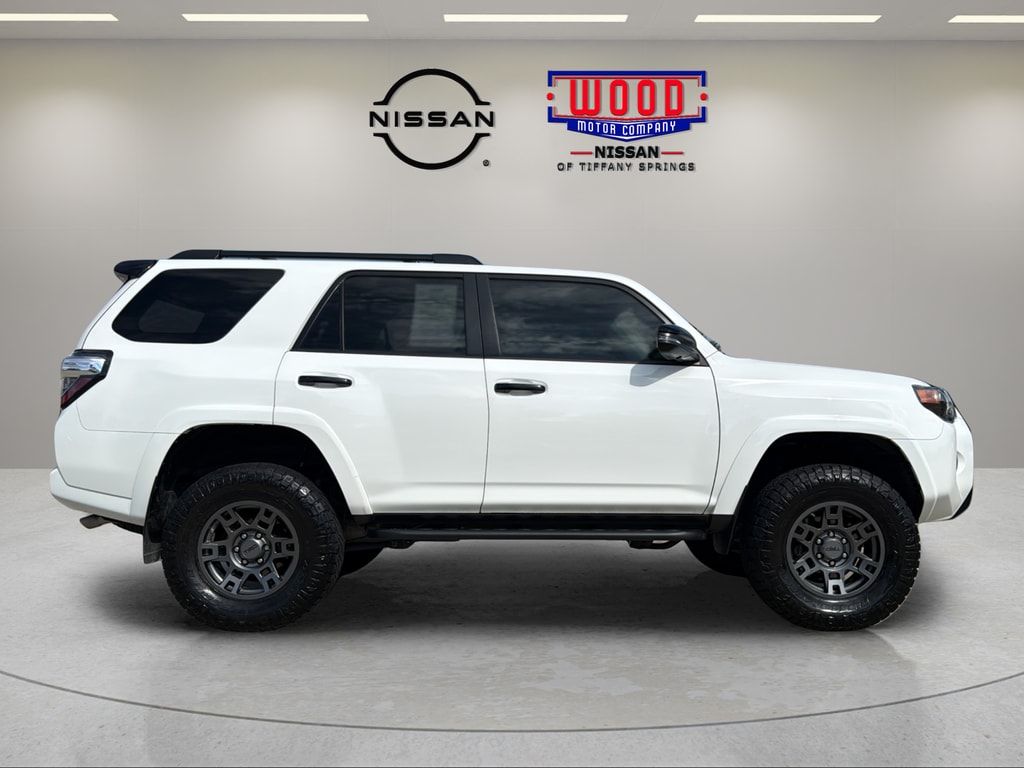Used 2020 Toyota 4Runner Venture with VIN JTEBU5JR8L5790545 for sale in Kansas City
