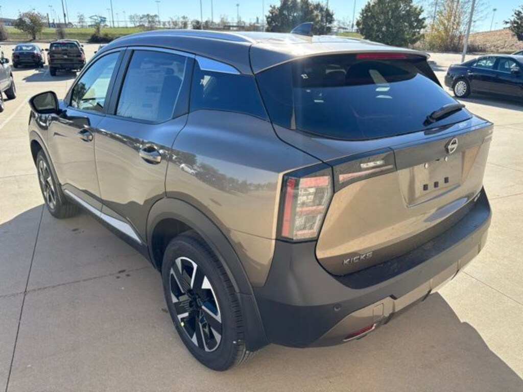 New 2026 Nissan Kicks SV SUV