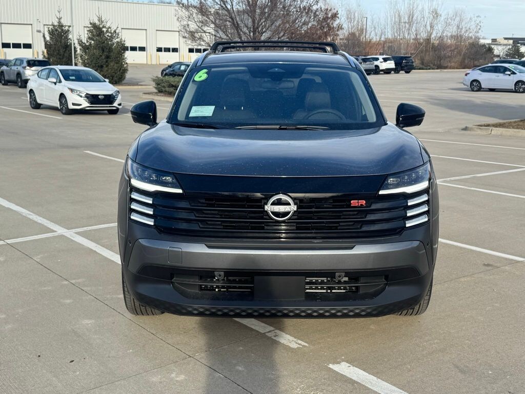 New 2026 Nissan Kicks SR SUV