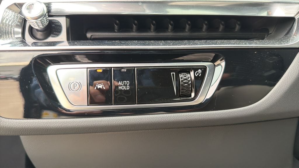 2025 Cadillac LYRIQ Sport 2 - Photo 22
