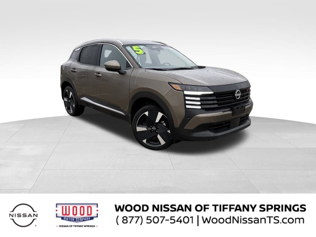 2025 Nissan Kicks SR's photo