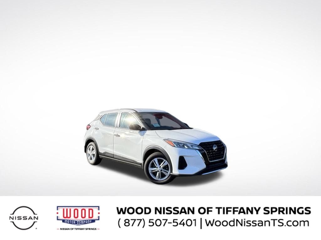 2025 Nissan KICKS PLAY Base's photo