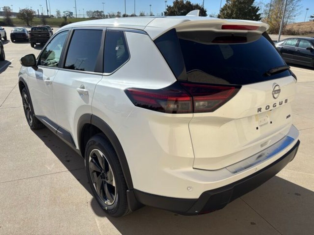 New 2026 Nissan Rogue SV SUV