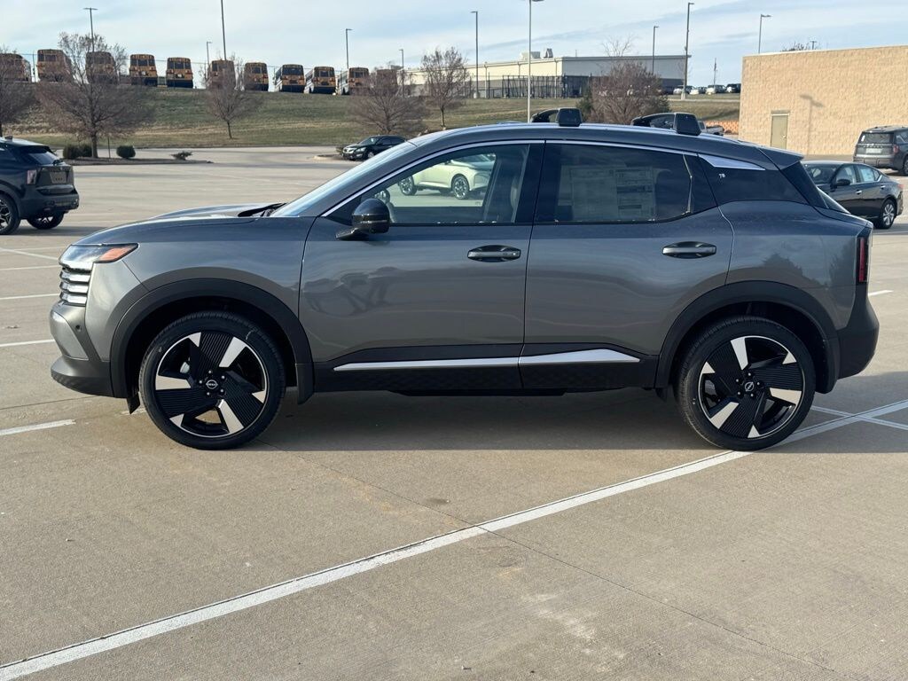 New 2026 Nissan Kicks SR SUV