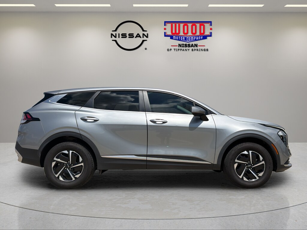 Used 2023 Kia Sportage LX Hybrid with VIN KNDPUCAG5P7015868 for sale in Kansas City