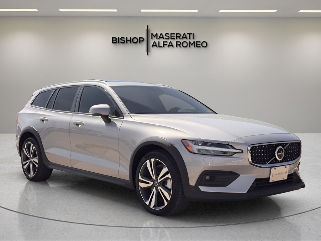Used 2025 Volvo V60 Cross Country B5 Plus Wagon