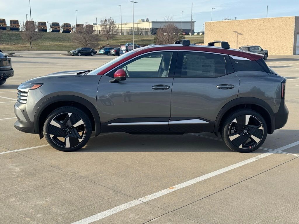 New 2026 Nissan Kicks SR SUV