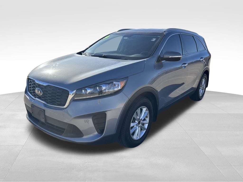 Used 2019 Kia Sorento LX with VIN 5XYPGDA32KG597143 for sale in Kansas City