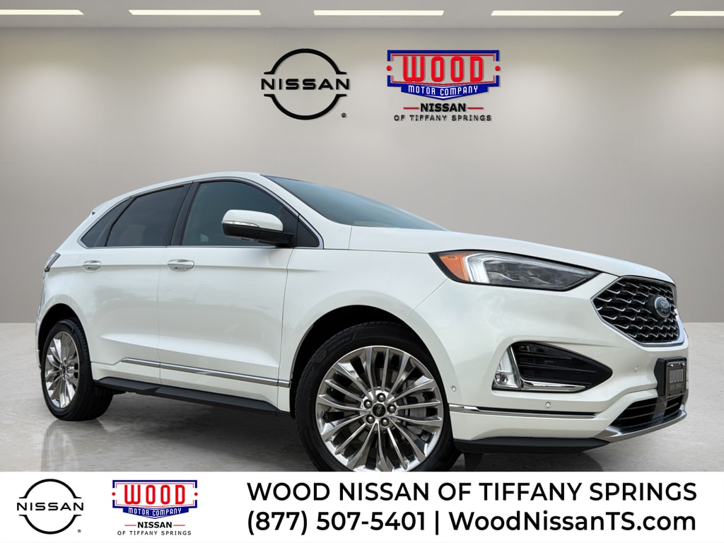 2021 Ford Edge Titanium's photo