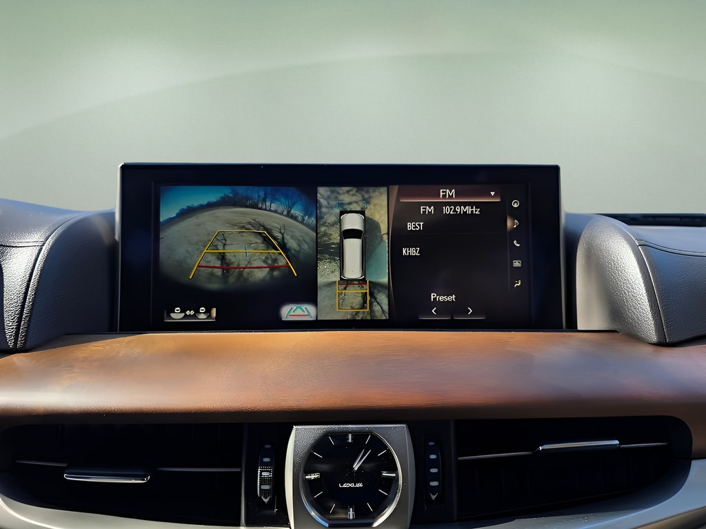 2019 Lexus LX 570 - Photo 27