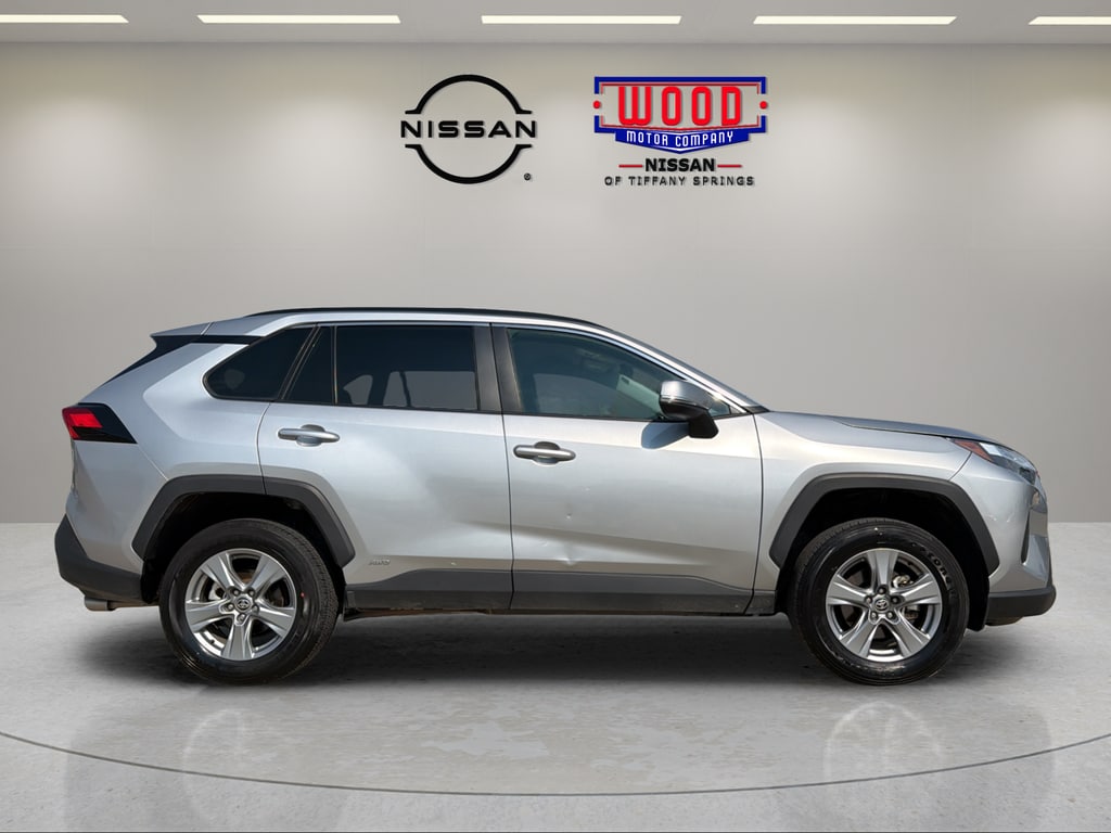 Used 2025 Toyota RAV4 XLE with VIN 4T3RWRFV8SU177987 for sale in Kansas City