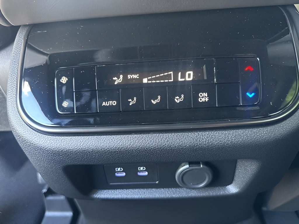 2026 Nissan Armada PRO-4X - Photo 22