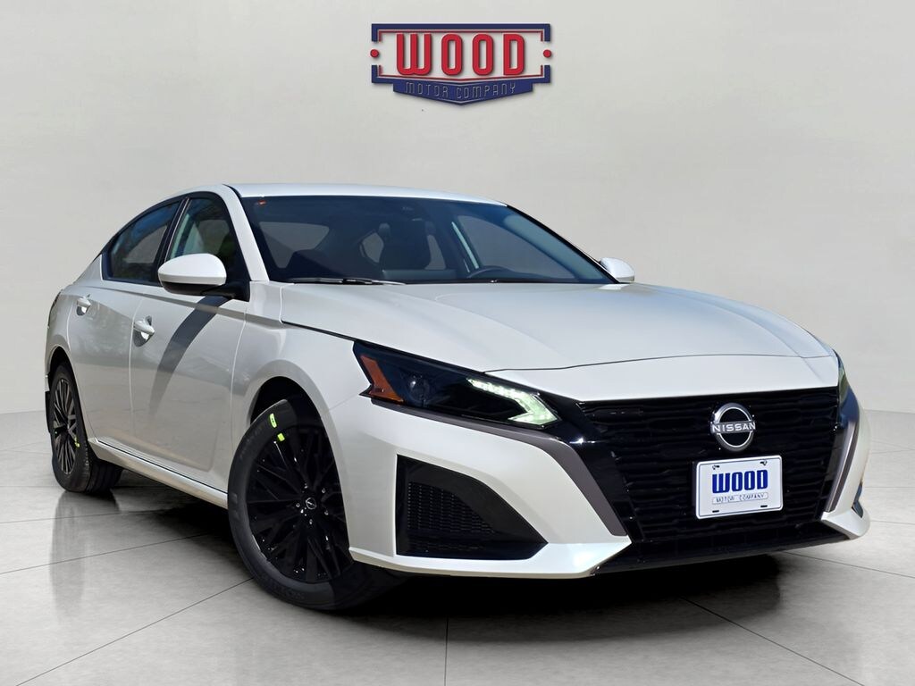 New 2026 Nissan Altima SV Sedan
