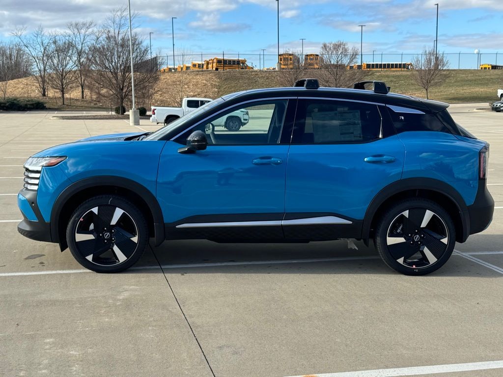 New 2026 Nissan Kicks SR SUV