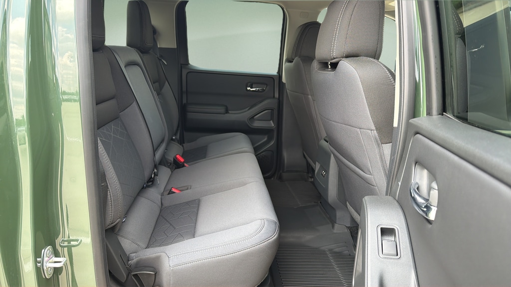 2026 Nissan Frontier SV - Photo 13