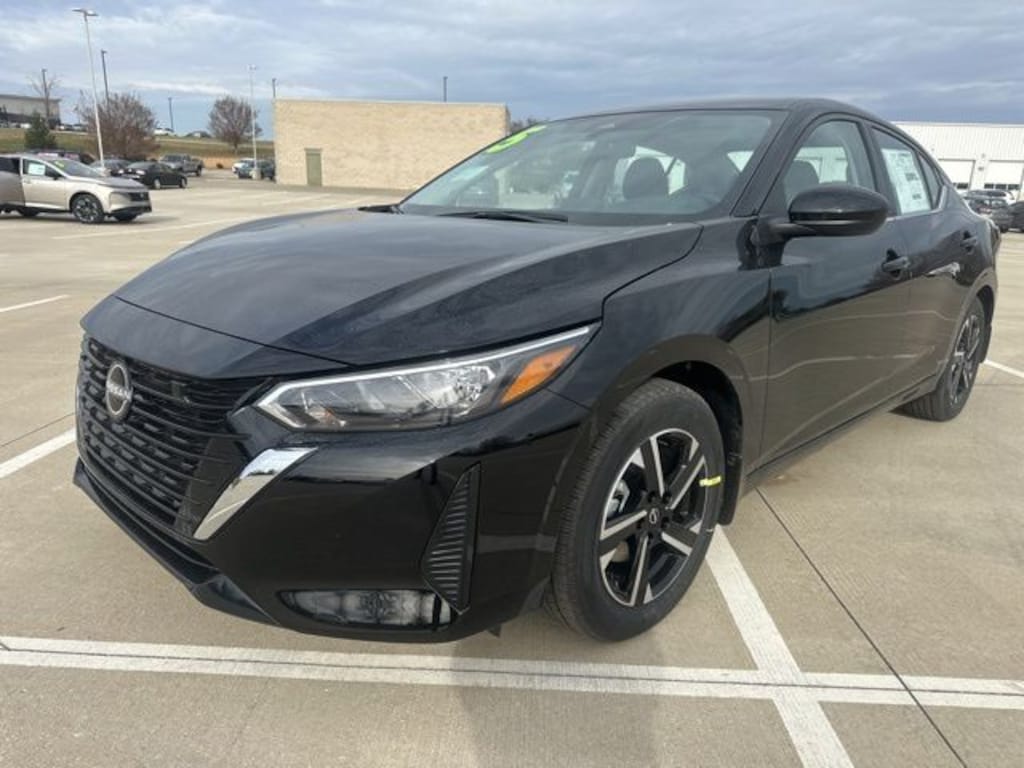 New 2025 Nissan Sentra SV Sedan
