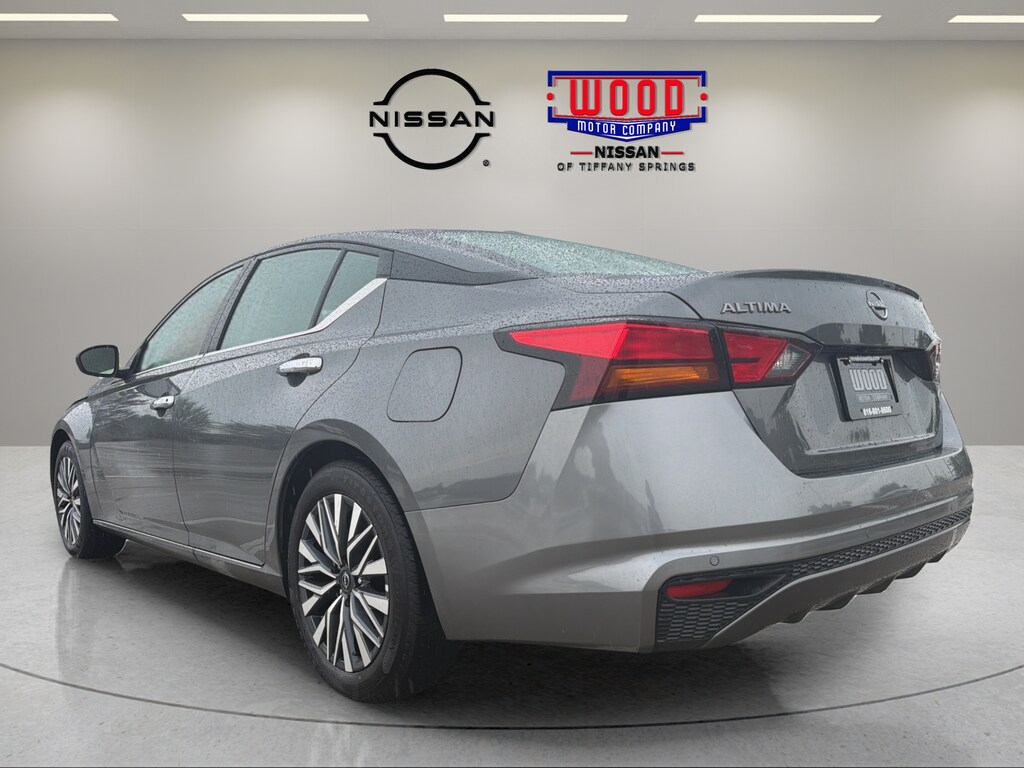 Used 2025 Nissan Altima SV Sedan