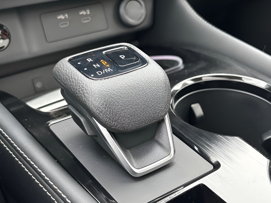 2026 Nissan Rogue Platinum - Photo 18