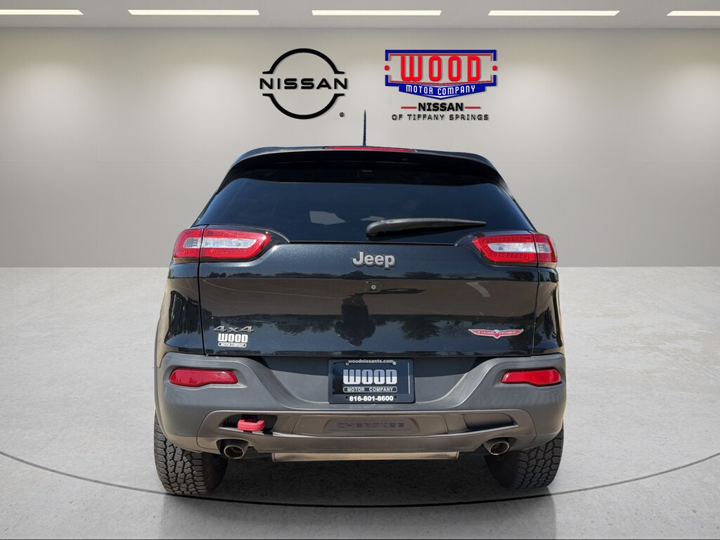 Used 2016 Jeep Cherokee Trailhawk 4x4 SUV
