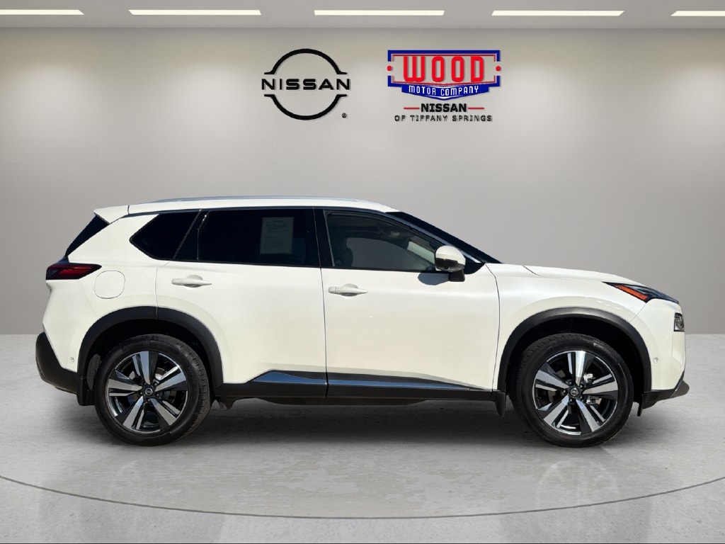 Used 2021 Nissan Rogue Platinum with VIN JN8AT3DD9MW315865 for sale in Kansas City