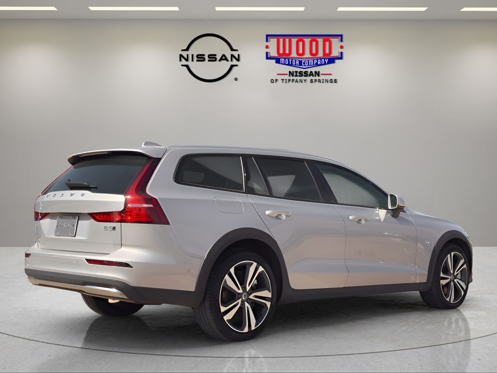Used 2025 Volvo V60 Cross Country B5 Plus Wagon