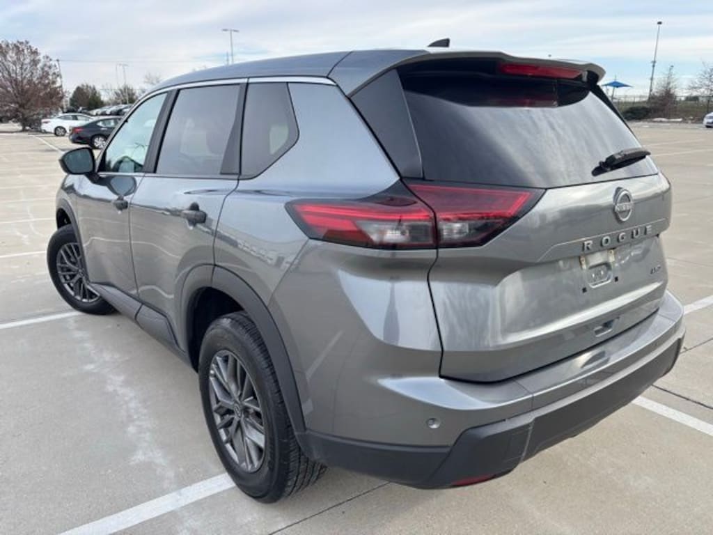 Used 2024 Nissan Rogue S SUV