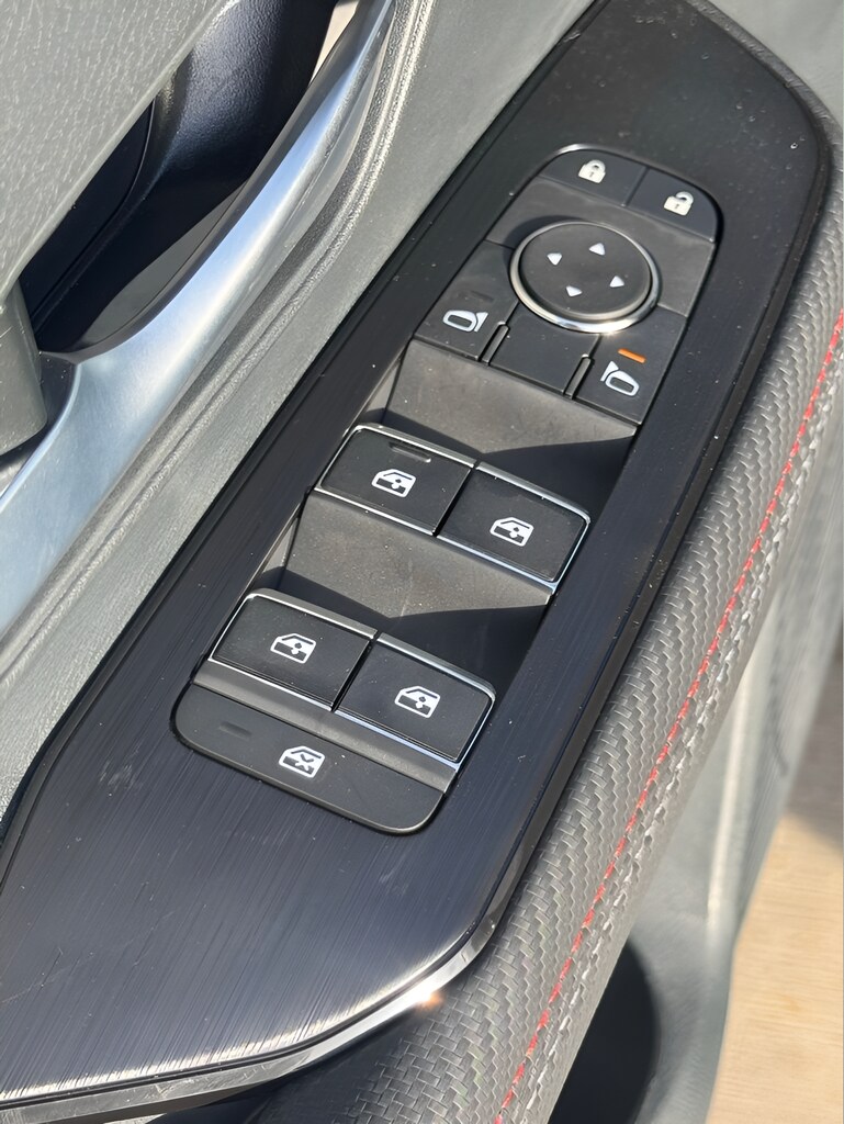 2026 Nissan KICKS SR AWD - Photo 12