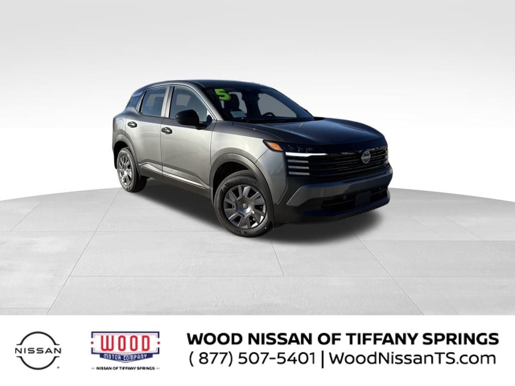 2025 Nissan Kicks S's photo