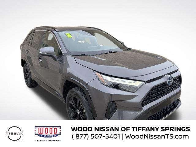 2023 Toyota RAV4 SE's photo