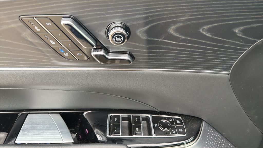 2025 Cadillac LYRIQ Sport 2 - Photo 21