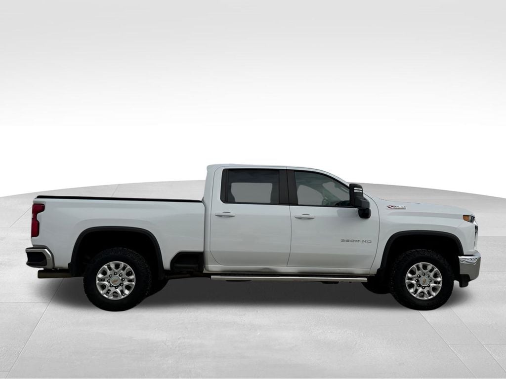 Used 2023 Chevrolet Silverado 2500HD LT with VIN 1GC1YNEY1PF202605 for sale in Kansas City