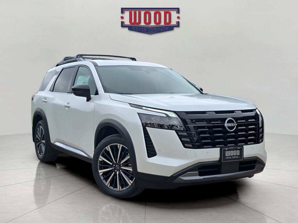 2026 Nissan Pathfinder Platinum 4WD's photo