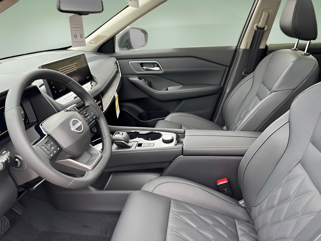 2026 Nissan Rogue Platinum - Photo 16