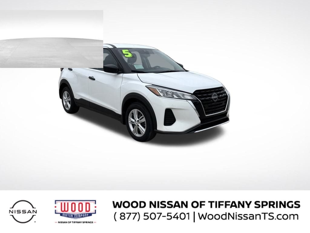 2025 Nissan KICKS PLAY Base's photo