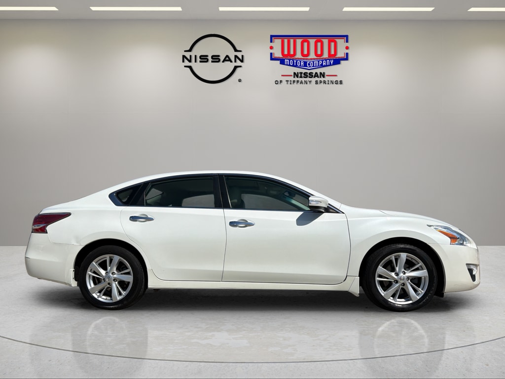 Used 2015 Nissan Altima SL with VIN 1N4AL3AP4FN348829 for sale in Kansas City