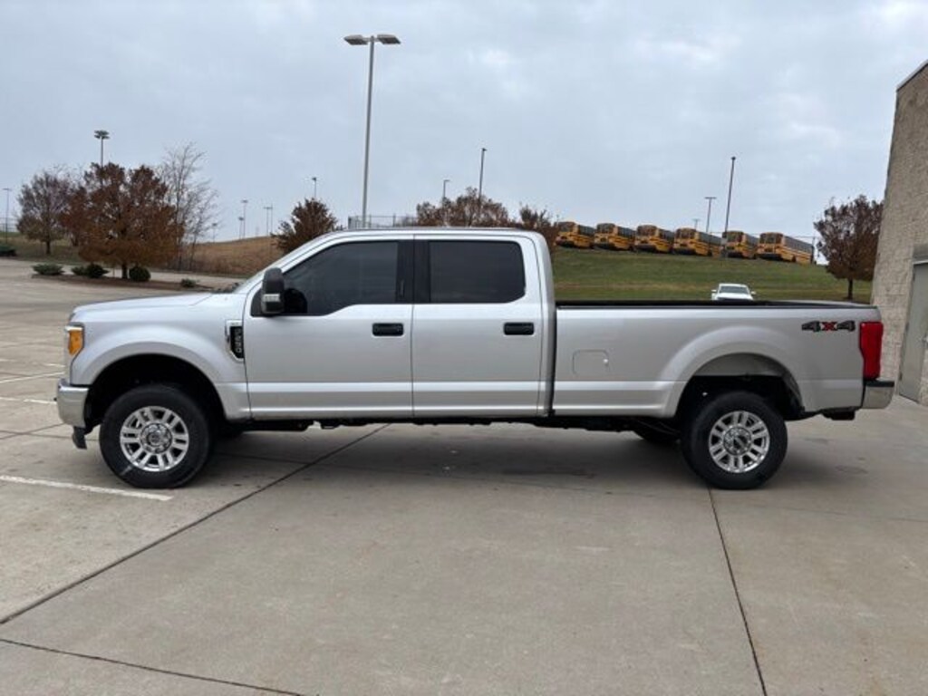 Used 2017 Ford F-250 Truck Crew Cab