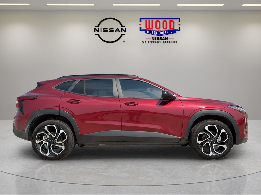 Used 2025 Chevrolet Trax RS with VIN KL77LJEPXSC065163 for sale in Kansas City