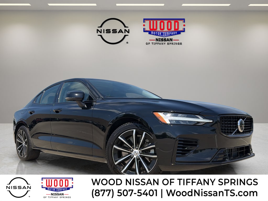 2023 Volvo S60 T8 Recharge Plus Dark Theme AWD's photo