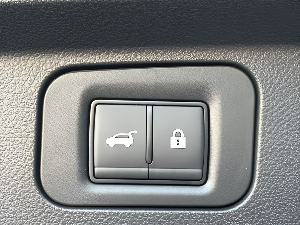 2026 Nissan Armada PRO-4X - Photo 36