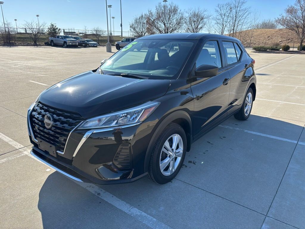 Certified 2025 Nissan Kicks Play S SUV