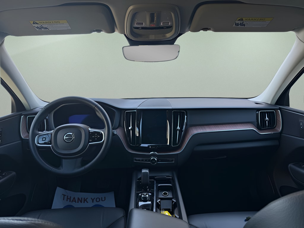 2024 Volvo XC60 Plus - Photo 17