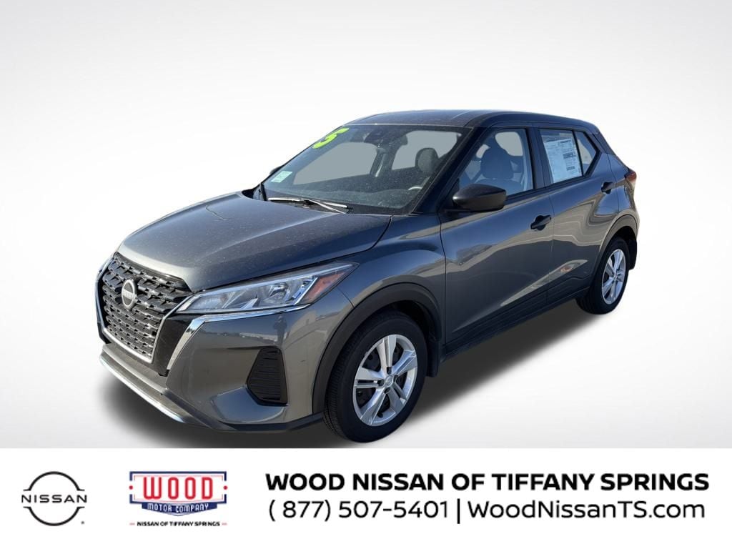 2025 Nissan KICKS PLAY Base